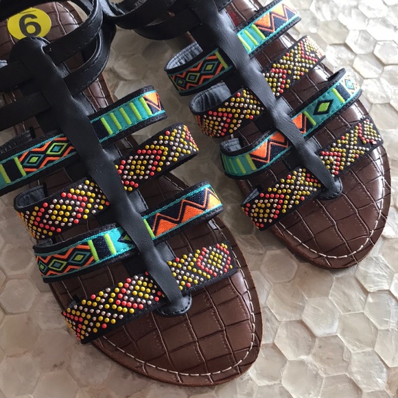 NWOB Hot KISS Colorful Leather Sandals! - Picture 2 of 4